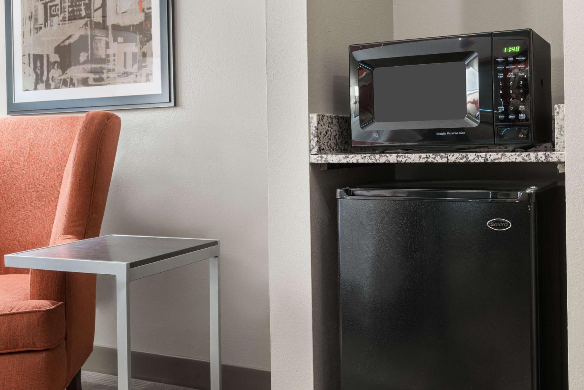 Hotel Hampton Boston / Marlborough